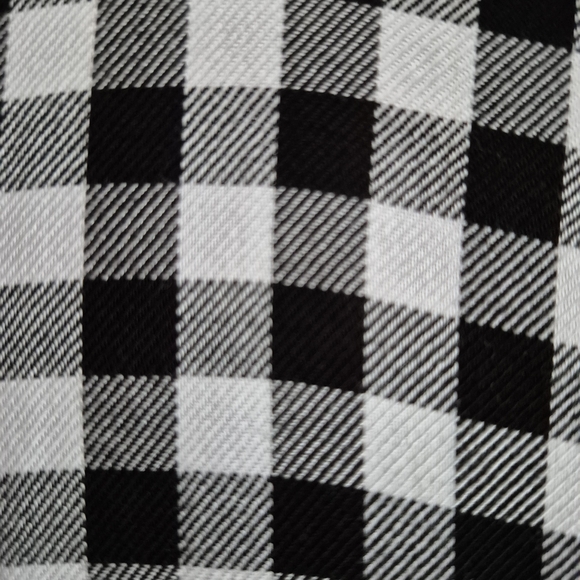 Time and Tru Checkered Ruffle Blouse - Picture 6 of 10